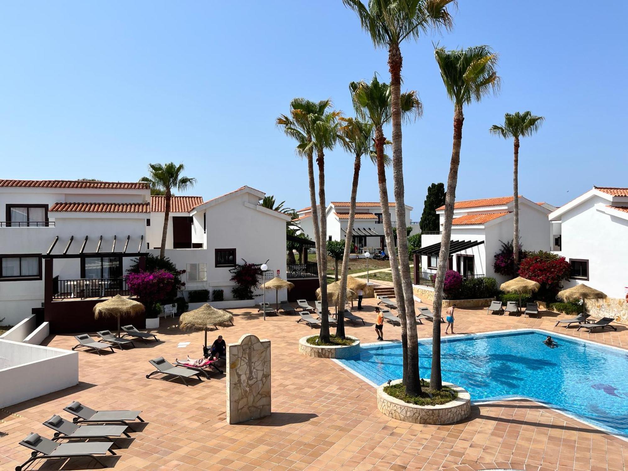 Nuramar Resort&Villas Cala'N Bosch  Exteriör bild