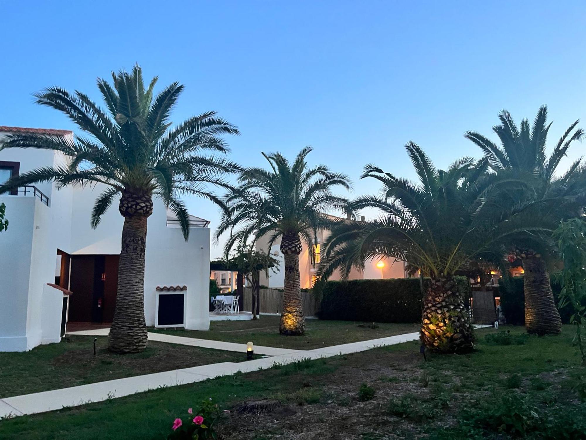 Nuramar Resort&Villas Cala'N Bosch  Exteriör bild