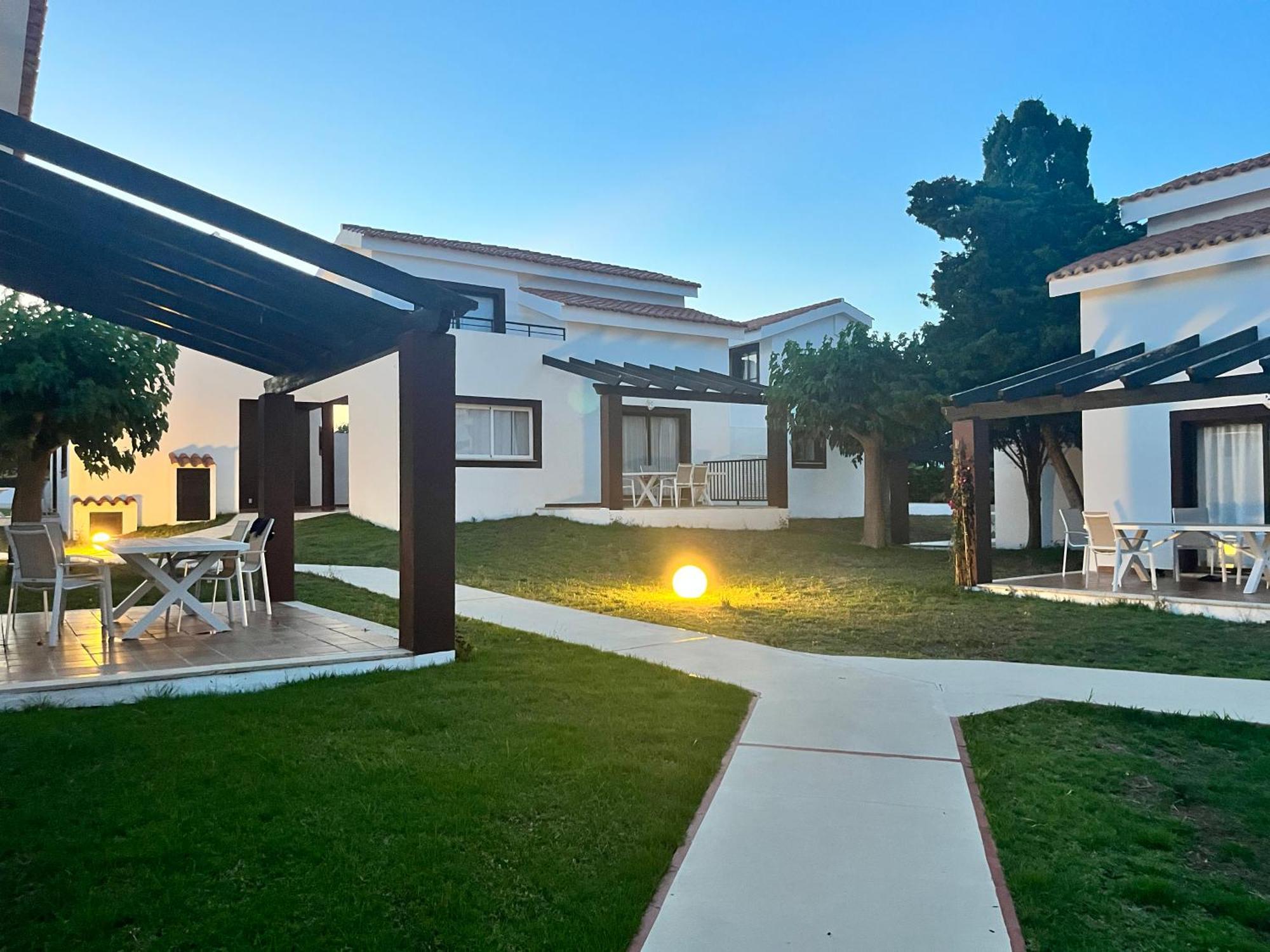 Nuramar Resort&Villas Cala'N Bosch  Exteriör bild