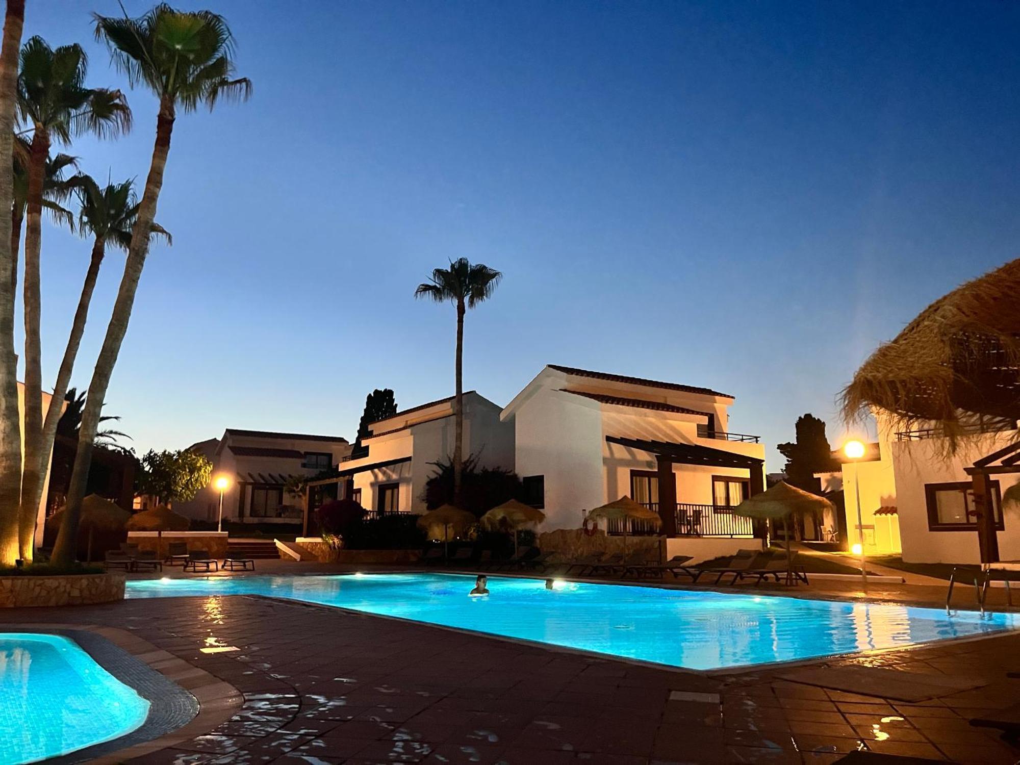 Nuramar Resort&Villas Cala'N Bosch  Exteriör bild