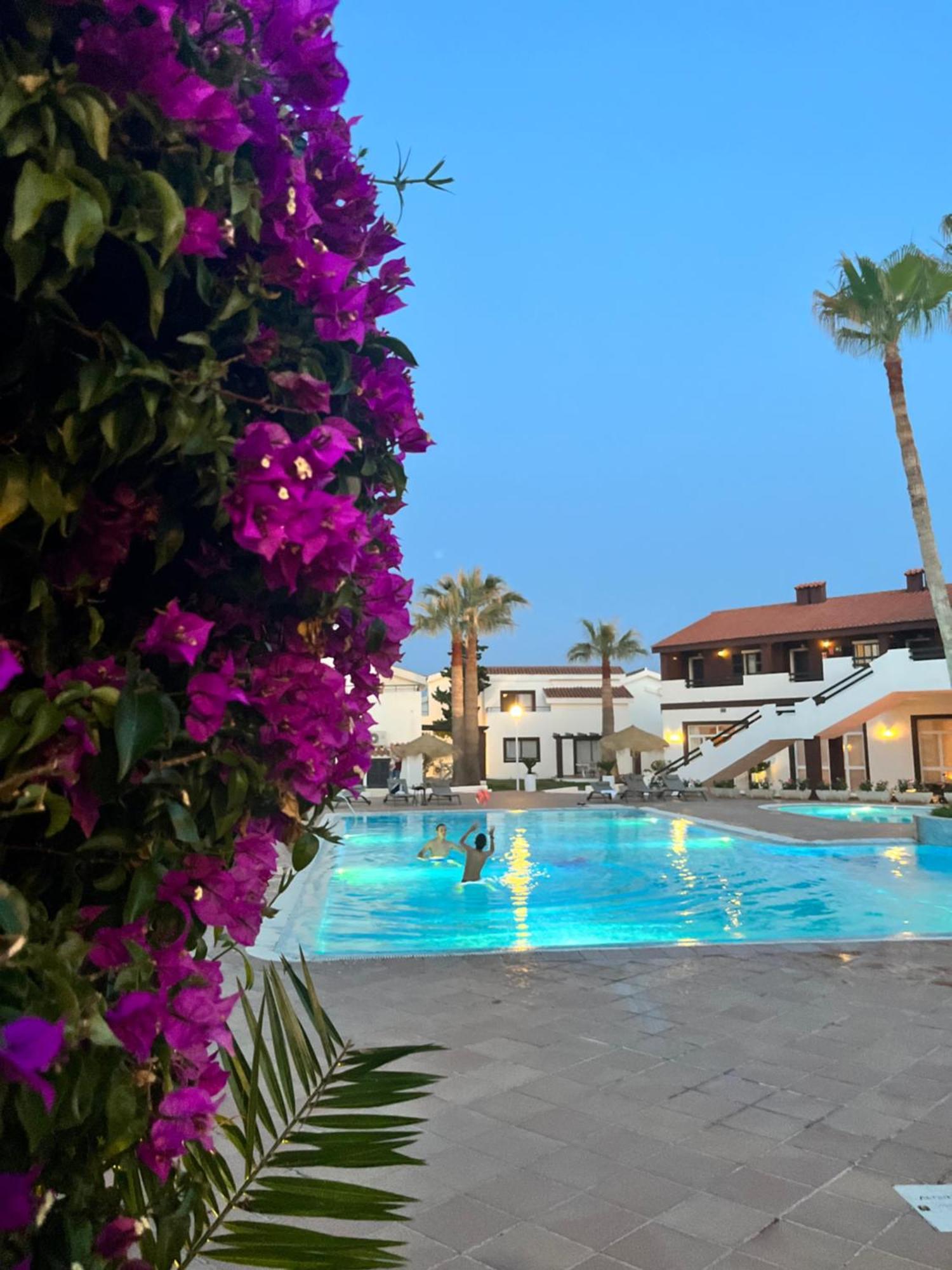 Nuramar Resort&Villas Cala'N Bosch  Exteriör bild