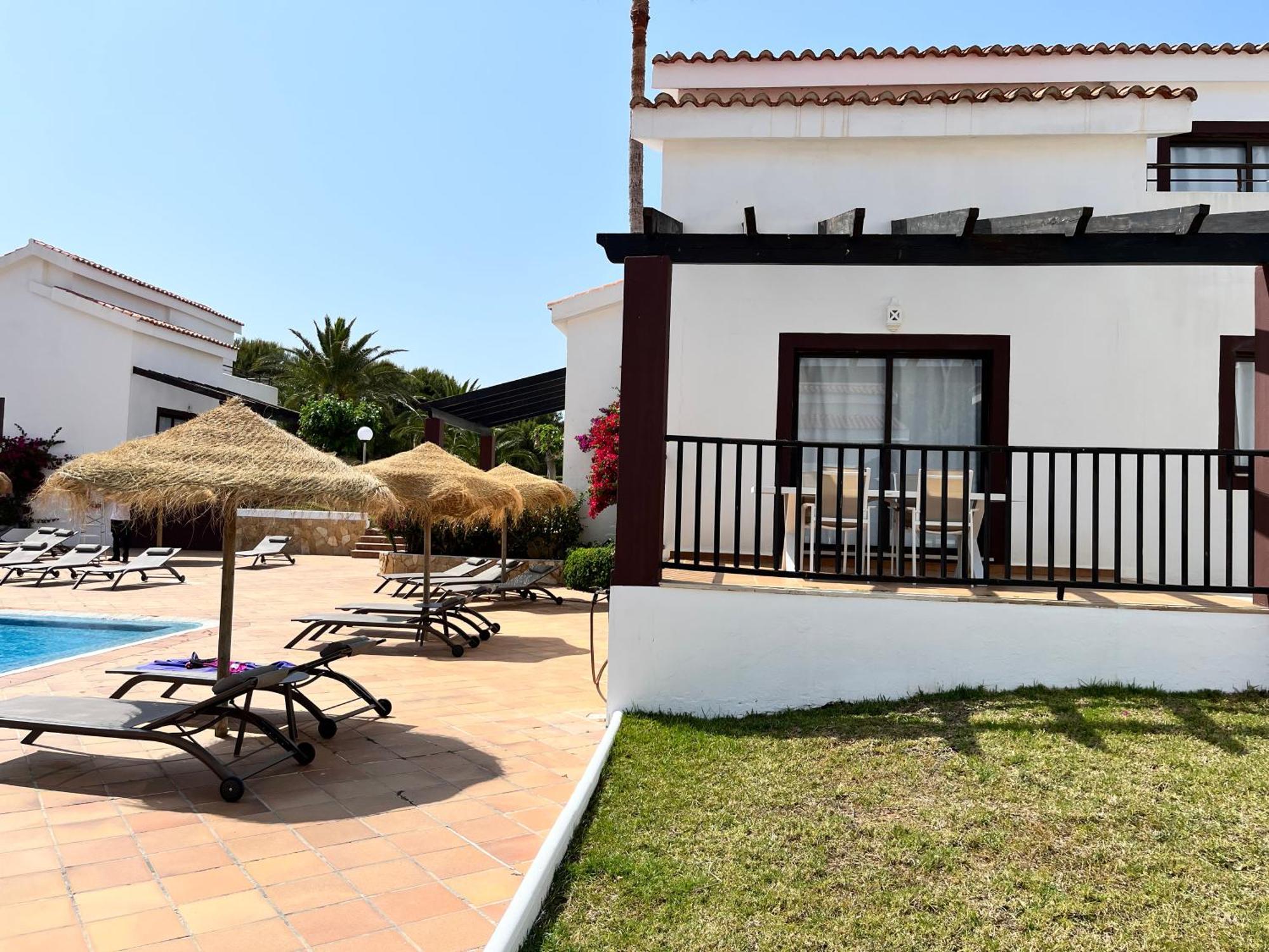 Nuramar Resort&Villas Cala'N Bosch  Exteriör bild