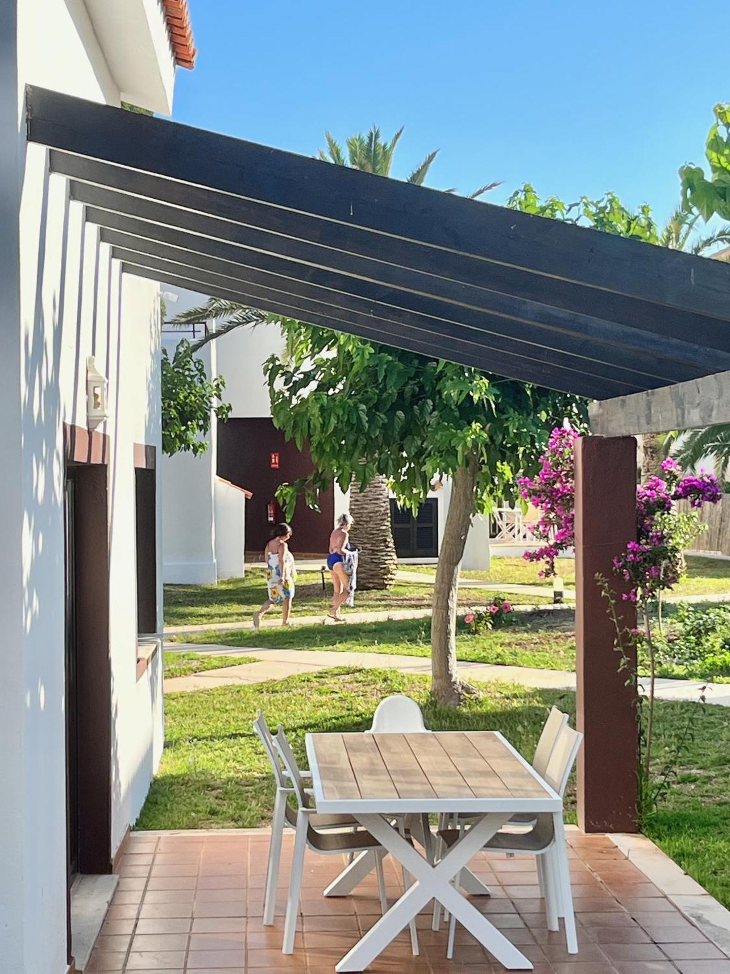 Nuramar Resort&Villas Cala'N Bosch  Exteriör bild