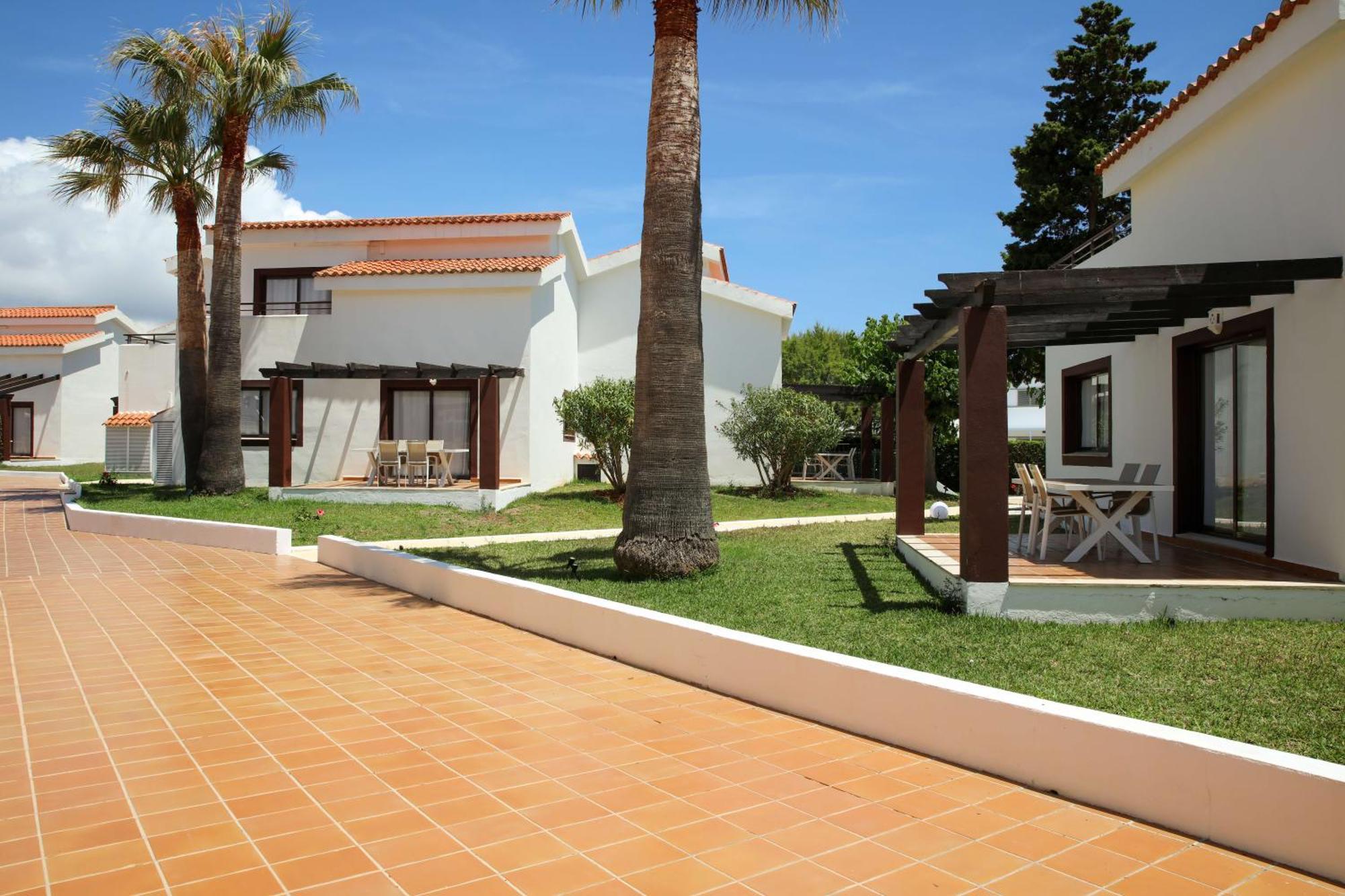 Nuramar Resort&Villas Cala'N Bosch  Exteriör bild